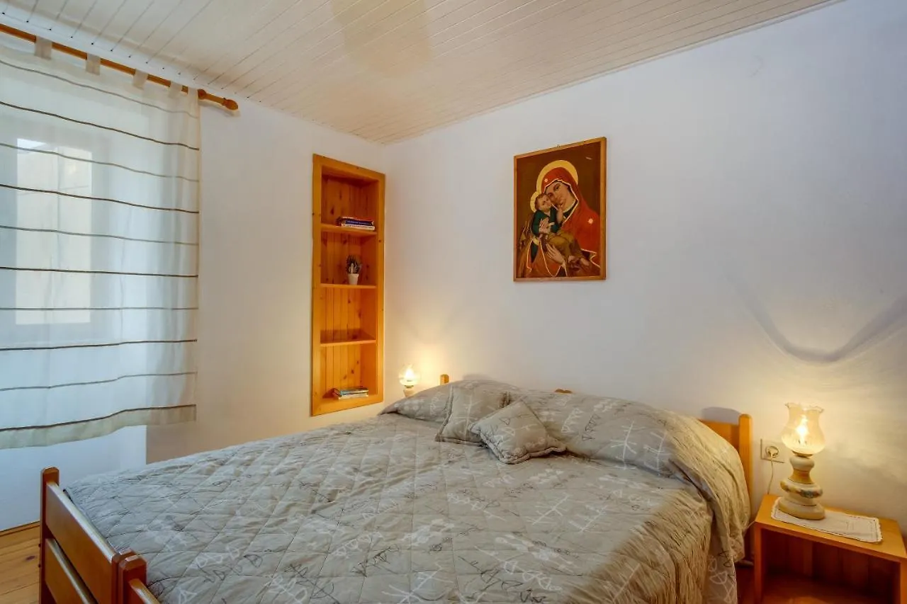Semesterbostad House Mihaela Villa Miholascica